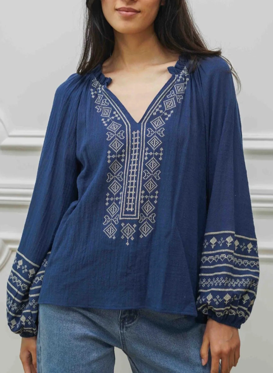 Blouse broderies bleu marine